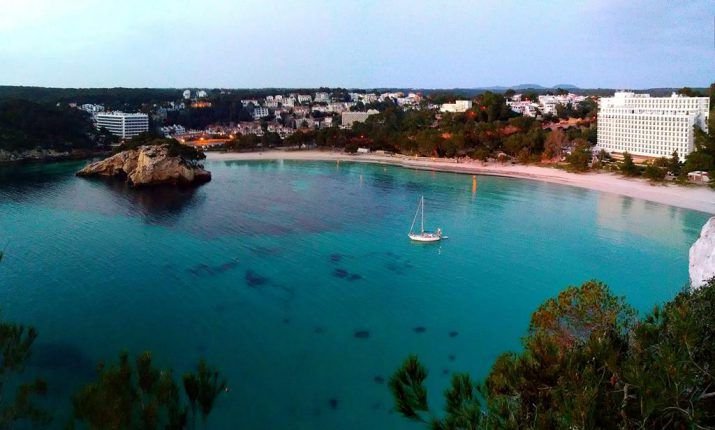 La spiaggia di Cala Galdana, Ferrerias, Minorca - Guida completa